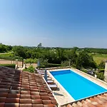 别墅 Salvea With Heated Pool Montižana