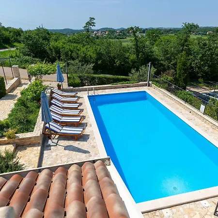 Salvea With Heated Pool * Montižana