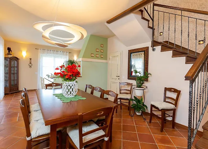 Salvea With Heated Pool