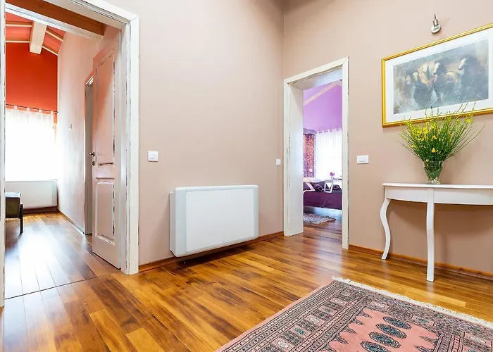 Salvea With Heated Pool